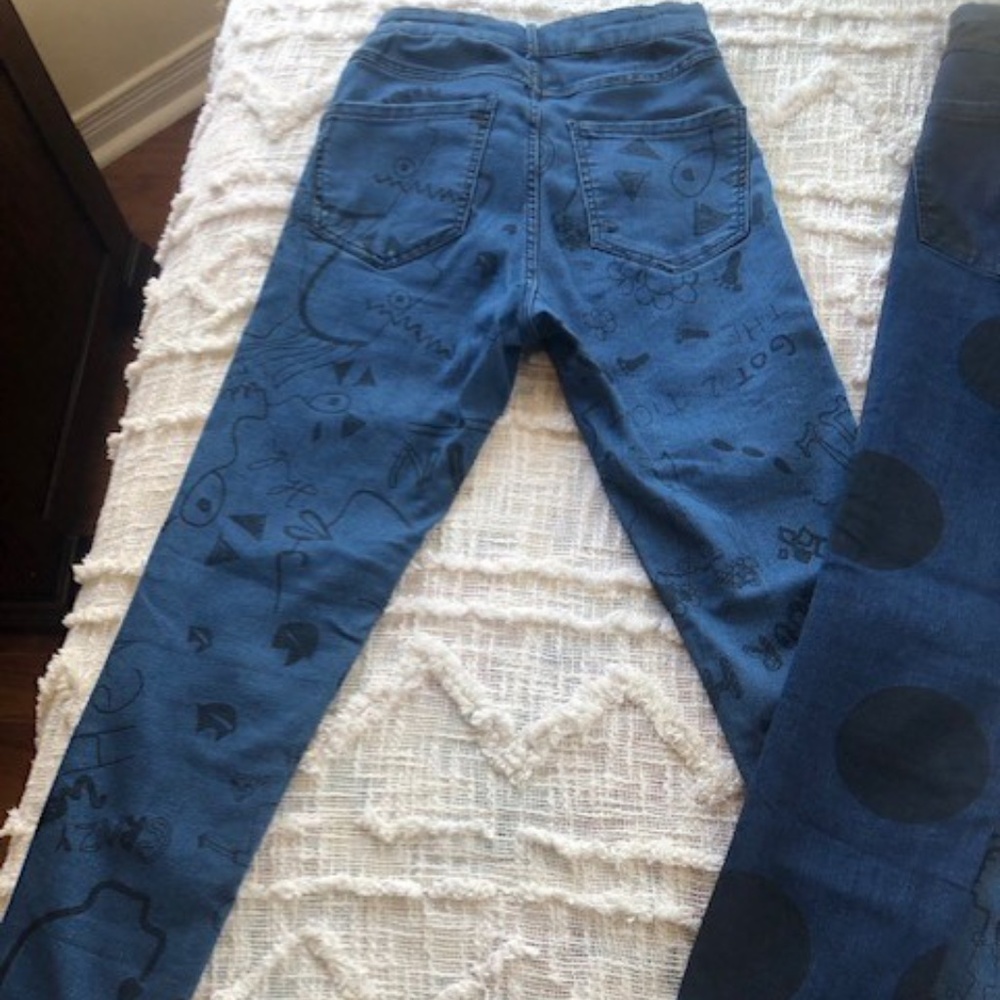 JEANS - Picture 3 of 8
